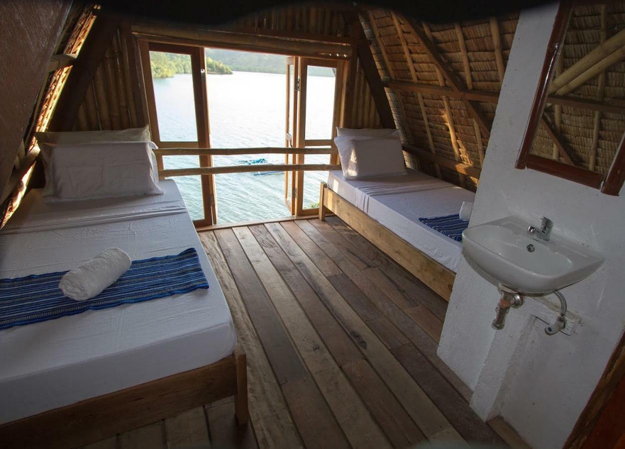 Borac Bay Bungalows Hotel And Resort Exterior photo