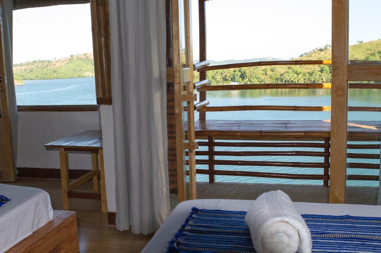 Borac Bay Bungalows Hotel And Resort Exterior photo
